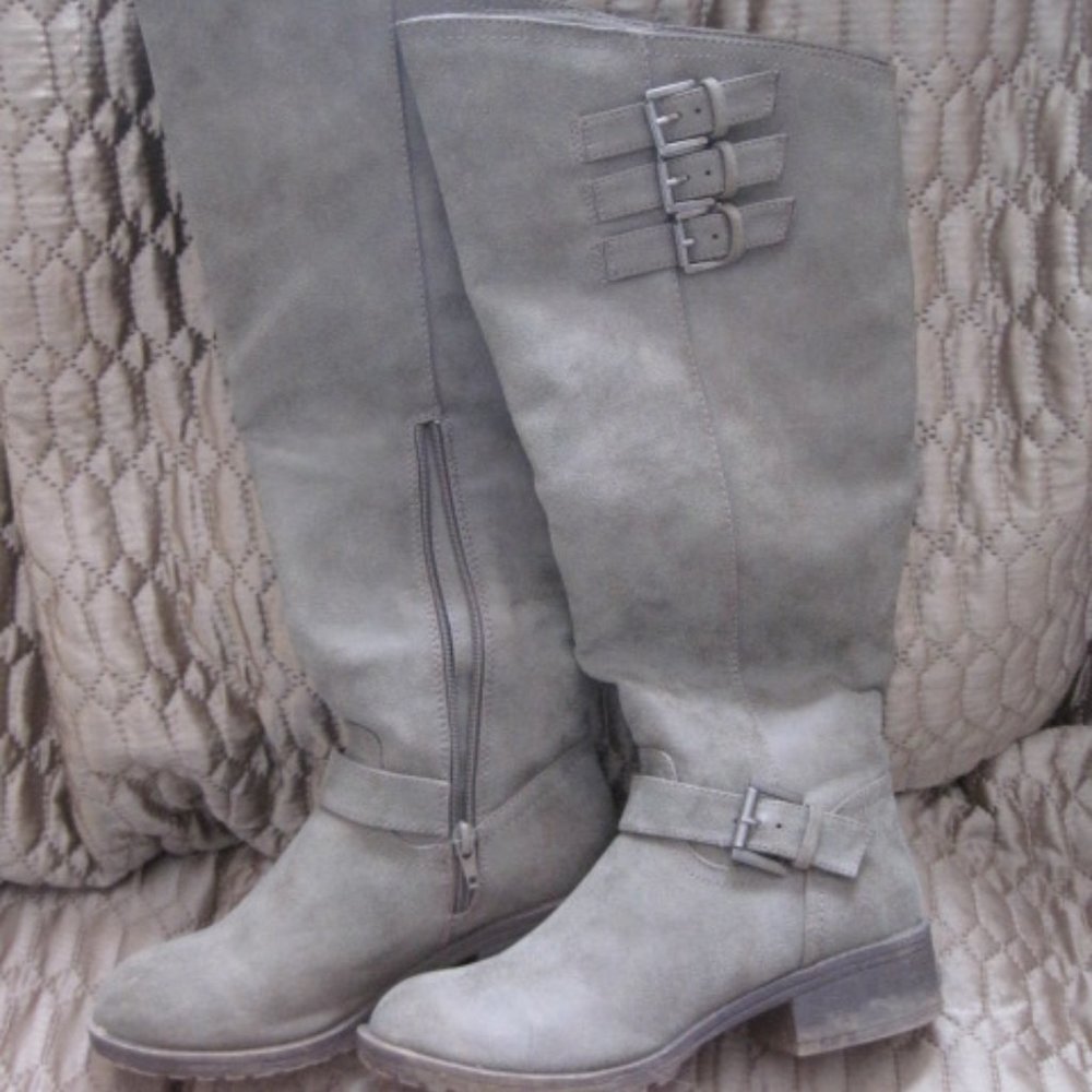 Molliee Tall Womens Grey boots